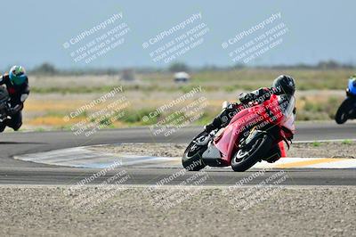 media/Apr-18-2025-TrackDaz (Fri) [[45f5874c44]]/B Group/Session 2 (Turn 7)/
